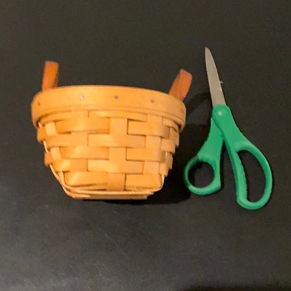 Longaberger Woven Basket with Leather Handles - Picture 5 of 5